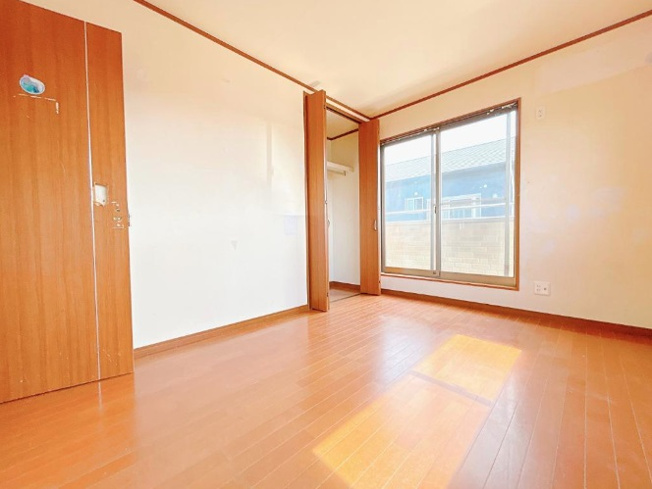 【洋室】 | 成田市西三里塚　中古戸建て | 洋室