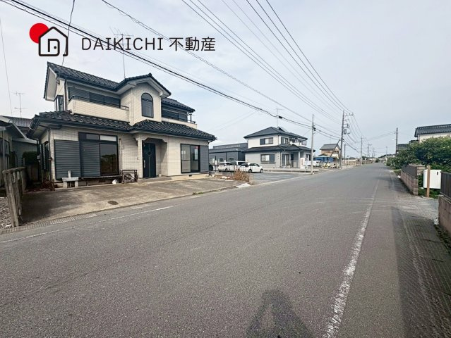 【前面道路含む現地写真】 | 羽生市大字下新田　中古戸建