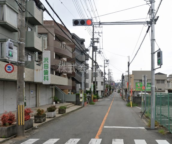 ファミールハイツ　貸店舗・事務所の周辺