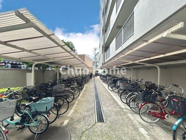 エンゼルハイム南砂の駐輪場|【自転車置き場】最新の空き状況や費用などの詳細は担当スタッフまでお問い合わせください。