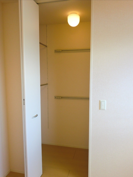 ファミールシミズ　Ｄの寝室|落ち着いて過ごせるお部屋なので、寝室にいかがでしょうか