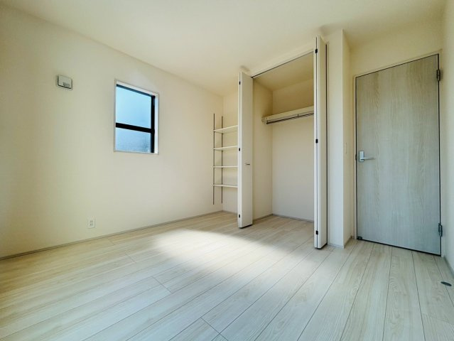 あきる野市上代継　分譲住宅　5号棟の洋室|2階5.7帖洋室