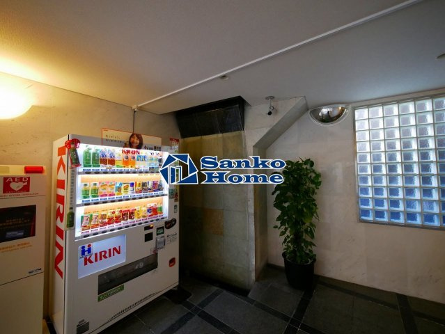 グラーサ銀座EASTのロビー