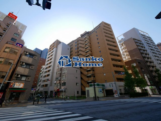 グラーサ銀座EASTの外観