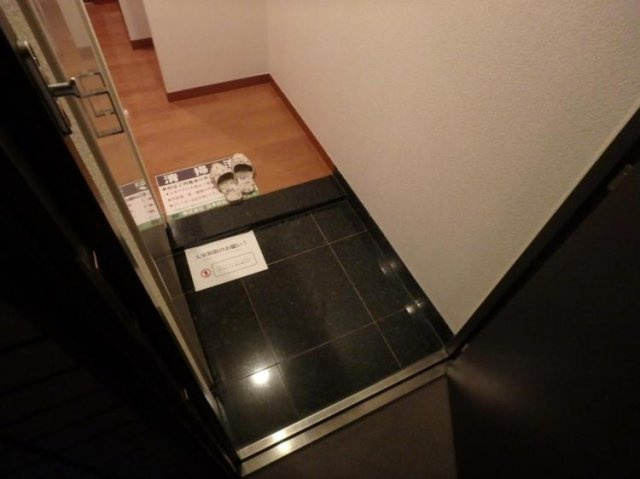 グラーサ銀座EASTの玄関
