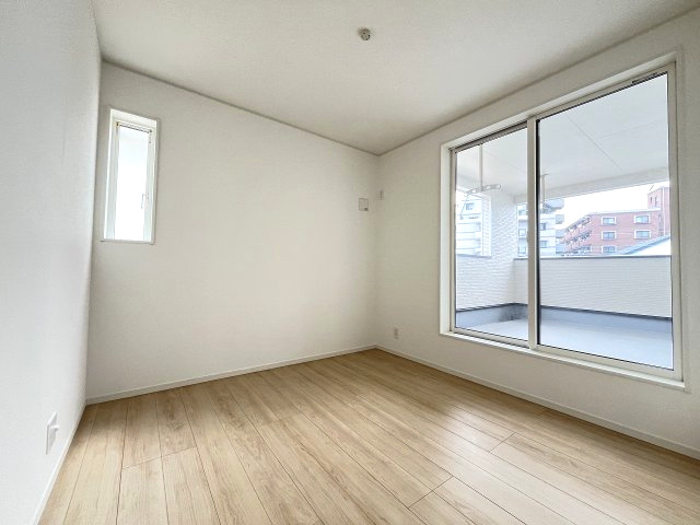 【子供部屋】 | 福岡市東区大岳1丁目第22　3号棟（全3棟）【仲介手数料無料・0円】 | 施工例。施工例は完成時と異なる場合があります。