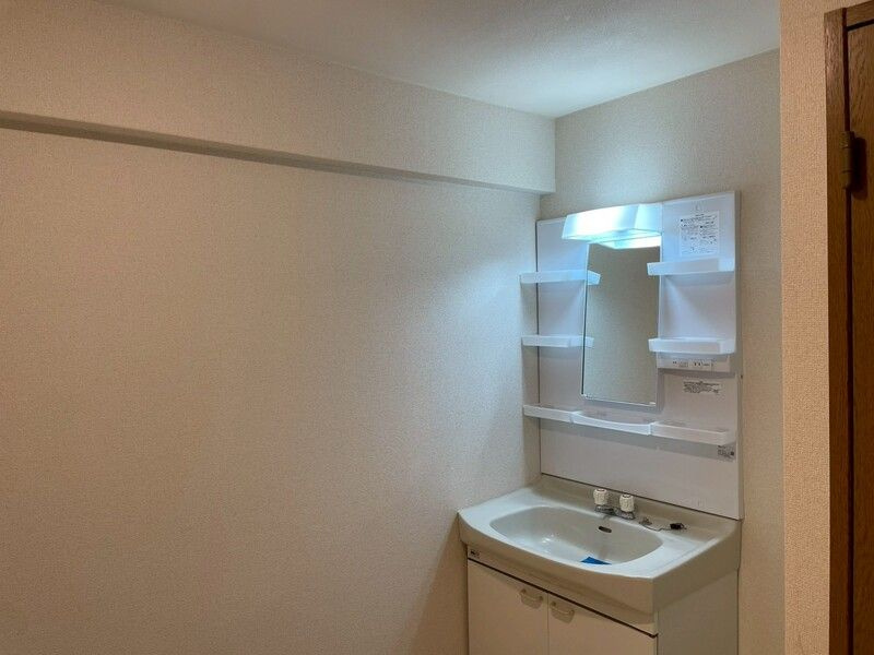 さくら都市マンション２番館の独立洗面台
