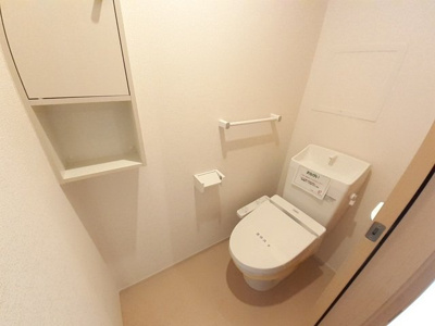【トイレ】 | ルネス南小倉 | シンプルで使いやすいトイレです