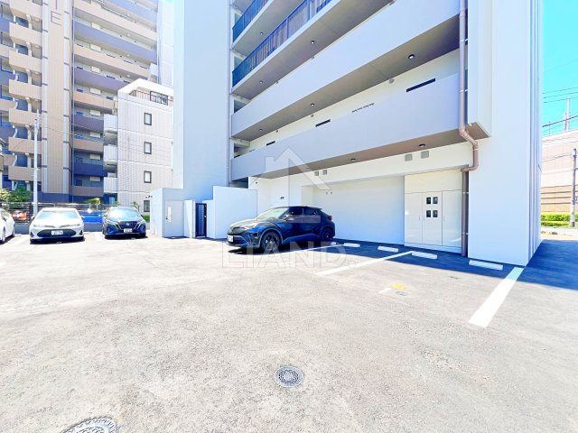 アルティザ博多ミッドシティ　 那珂小学校区の駐車場