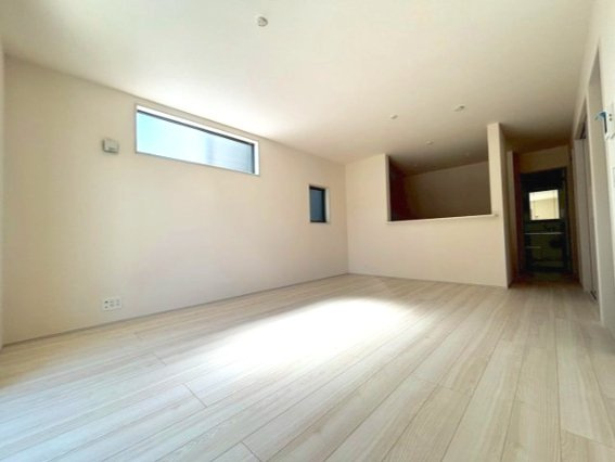 あきる野市上代継　分譲住宅　6号棟の居間・リビング