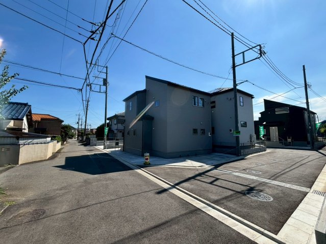 あきる野市上代継　分譲住宅　6号棟の前面道路含む現地写真