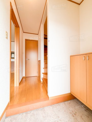 MerveillePlace壱番館の玄関|シューズボックス付きの玄関☆