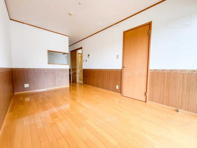 MerveillePlace壱番館の居間・リビング|広いリビングです☆
