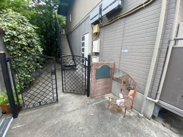 コンパニエロ北口のエントランス
