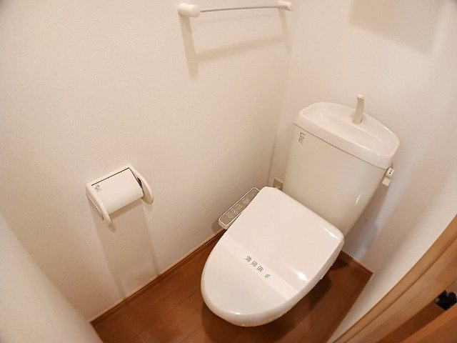 【トイレ】 | 落ち着いた色調のトイレです