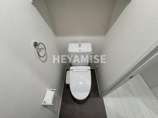 ヴィオラ矢上弐番館のトイレ|※同物件反転タイプの写真でございます※現況を優先します※