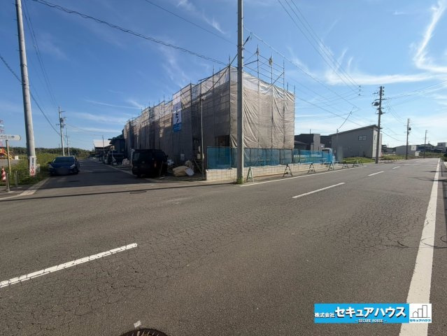 【同施工物件ご案内可能】知多市新知字南新生 全6棟 の前面道路含む現地写真|事前予約にて現地ご見学いただけます！お気軽にお問い合わせください♪
■株式会社　セキュアハウス■
住宅ローンに強く、知識、経験豊富なスタッフ在籍
お客様に寄り添い、ご成約後もサポート致します