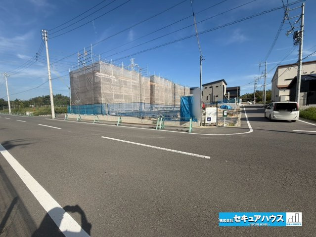 【同施工物件ご案内可能】知多市新知字南新生 全6棟 の前面道路含む現地写真|事前予約にて現地ご見学いただけます！お気軽にお問い合わせください♪
■株式会社　セキュアハウス■
住宅ローンに強く、知識、経験豊富なスタッフ在籍
お客様に寄り添い、ご成約後もサポート致します。