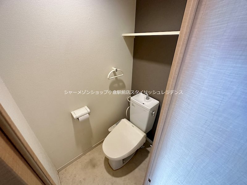 ベーシックビルのトイレ