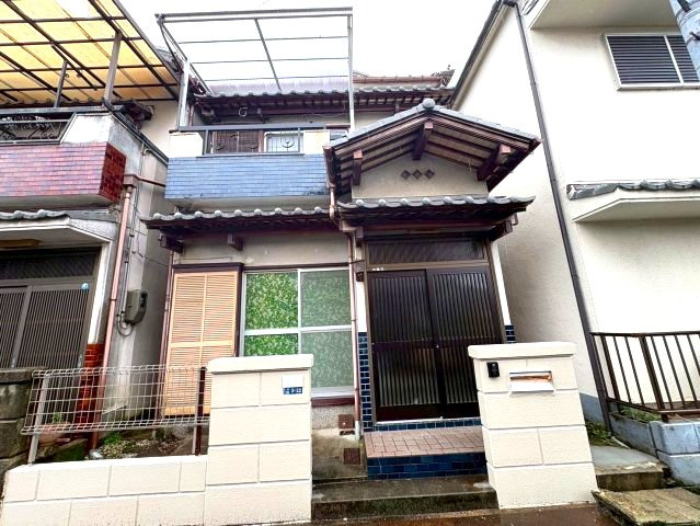 新家二丁目貸家