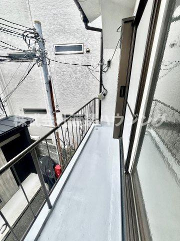 守口市東光町テラスハウスのバルコニー