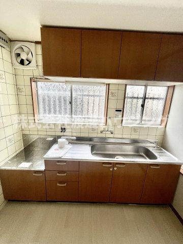 守口市東光町テラスハウスのキッチン