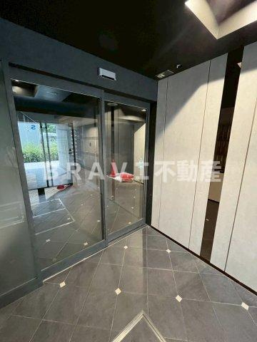 GRAND STEADY徳井町　BRAVI不動産のエントランス|【GRAND STEADY徳井町】毎日通るエントランスはこのようになっています