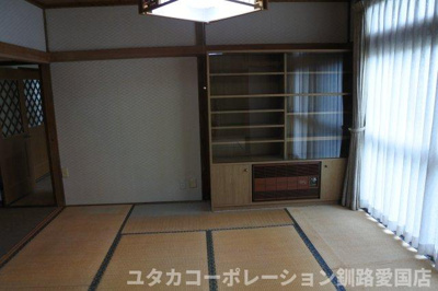 【収納】 | 緑ケ岡5丁目40-64売家 | 1階8畳の和室にも収納があります！