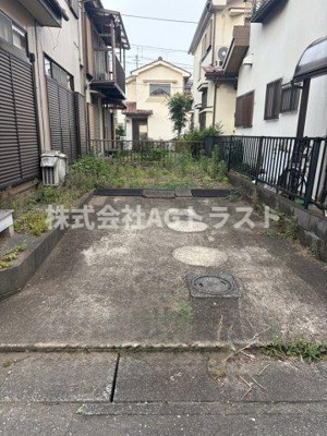 【駐車場】 | 瓦葺戸建て