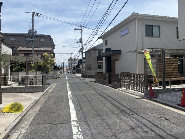 西区古江新町の前面道路含む現地写真