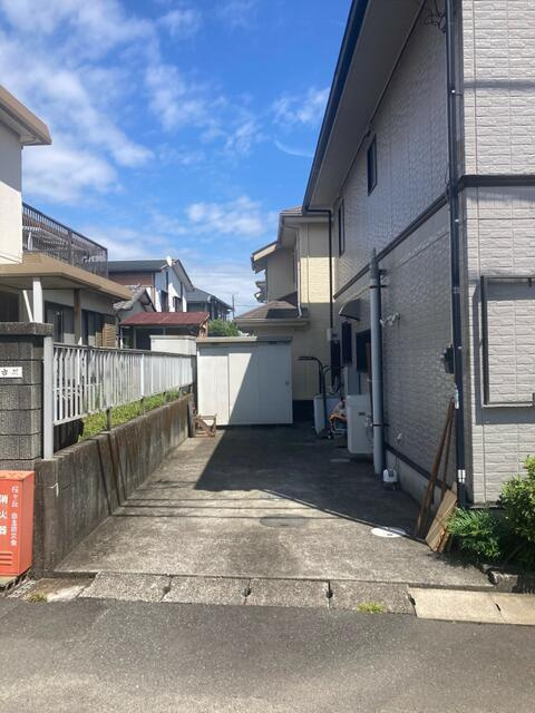 富士市中野の中古一戸建|北側駐車場 