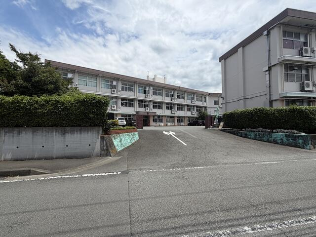 富士宮市小泉の中古一戸建|富士宮市立富士根南中…まで715m 