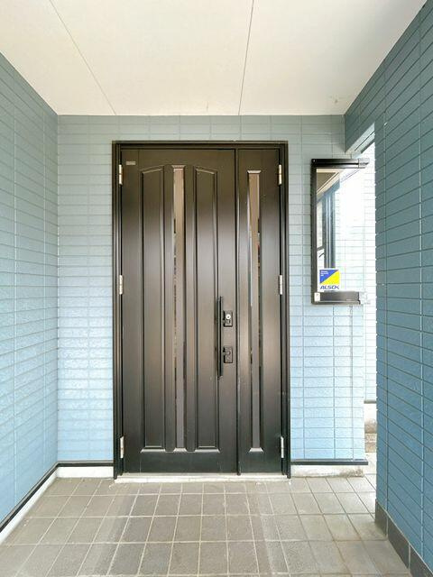 富士市中里の中古一戸建|玄関（外観） 