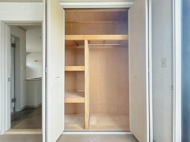 富士市中里の中古一戸建|２階６．５６帖洋室収納 