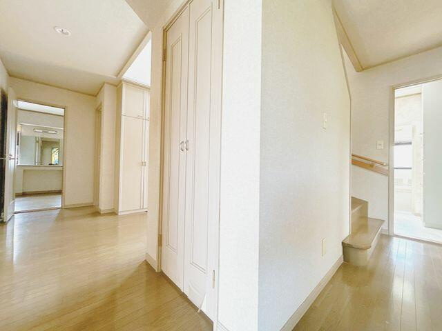 富士市中里の中古一戸建|１階廊下 