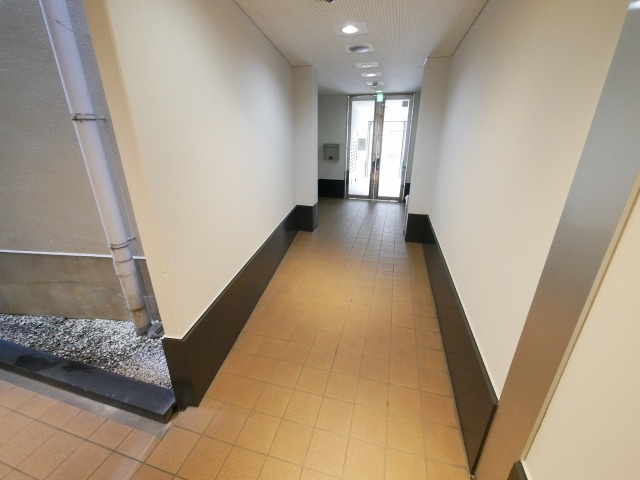 サンガ梅田のロビー