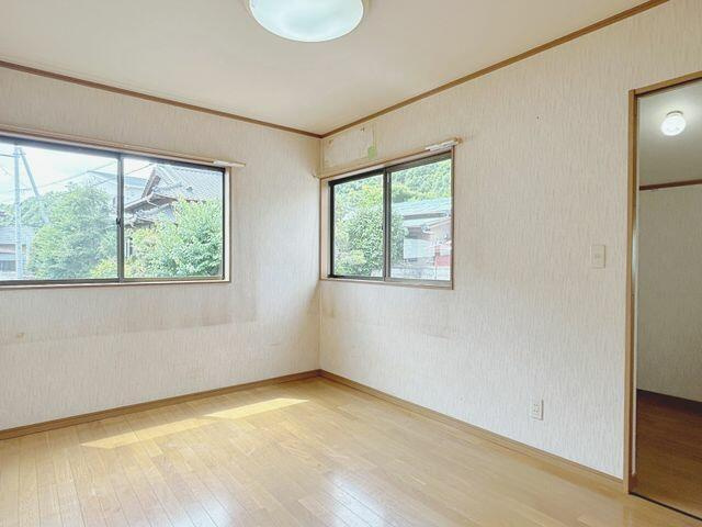 富士市原田の中古一戸建|２階北側６帖洋室 