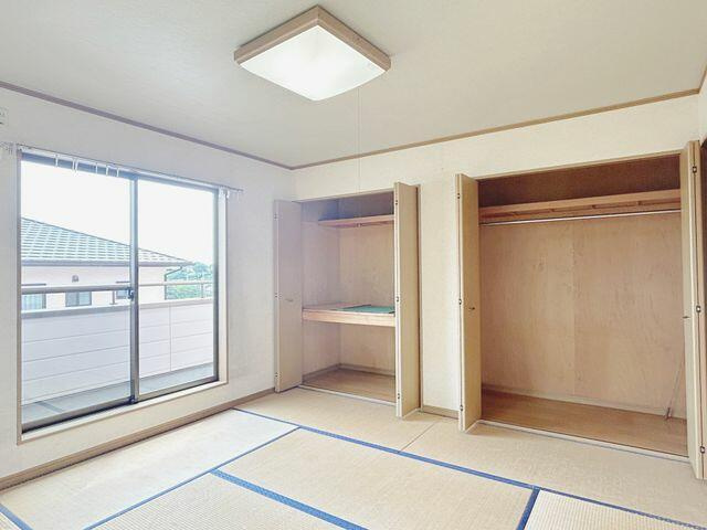 富士市原田の中古一戸建|２階８帖和室 
