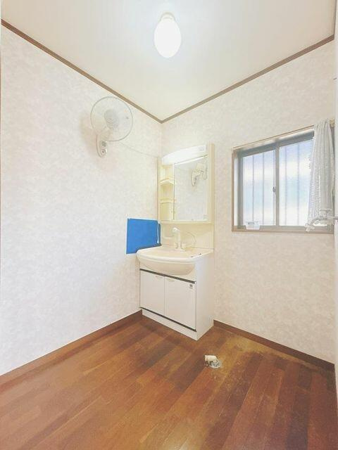 富士市原田の中古一戸建|洗面所 
