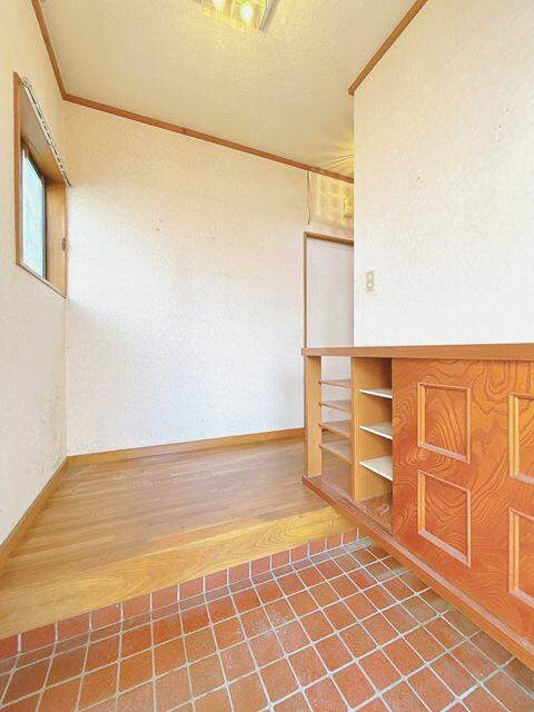 富士市中里の中古一戸建|玄関（内観） 