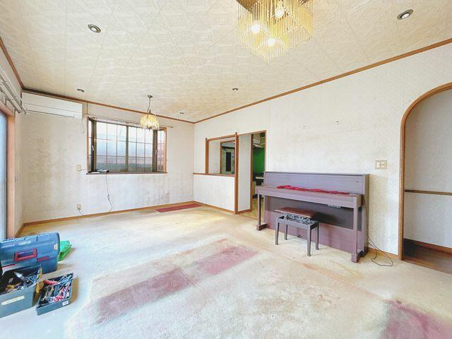 富士市中里の中古一戸建|リビング 