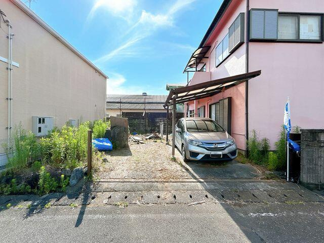 富士市中里の中古一戸建|駐車場 