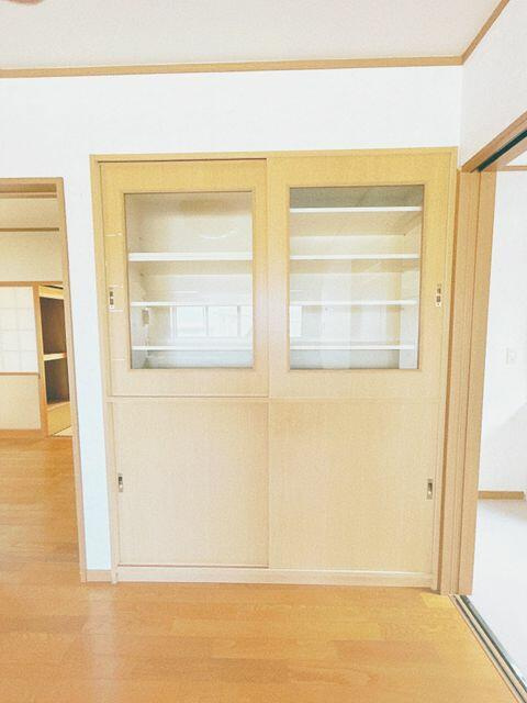 富士市中丸の中古一戸建|食器棚 