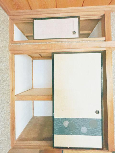 富士市中丸の中古一戸建|２階和室収納 