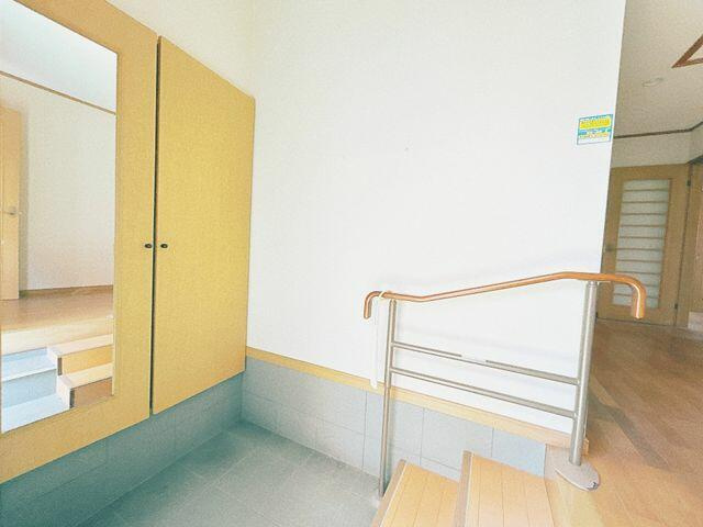 富士市中丸の中古一戸建|玄関 