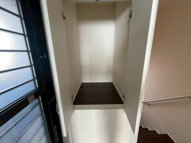 グラファーレ南城市玉城親慶原２棟の収納|収納のためのスペースです