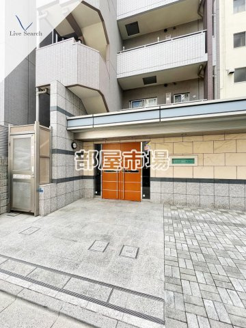 台東区東浅草１丁目の賃貸マンションのエントランス
