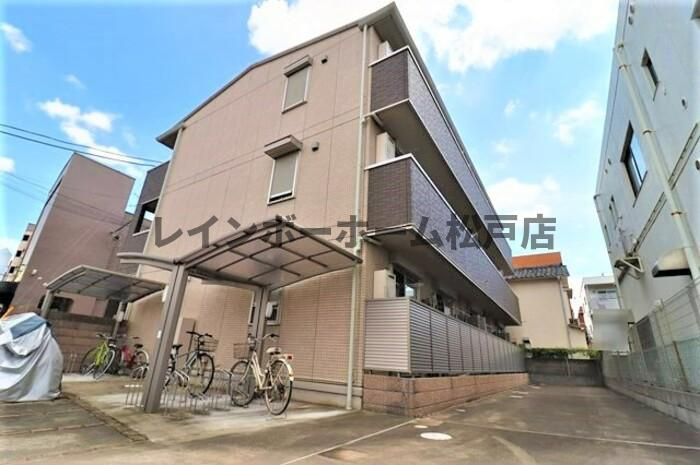 仲介手数料（賃料の1.10ヵ月）の50％OFF対象物件！の外観