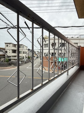 双輪コーポ2号館のバルコニー