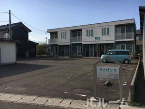 ティザンヌの駐車場